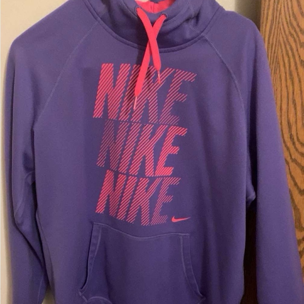 nike hoodie